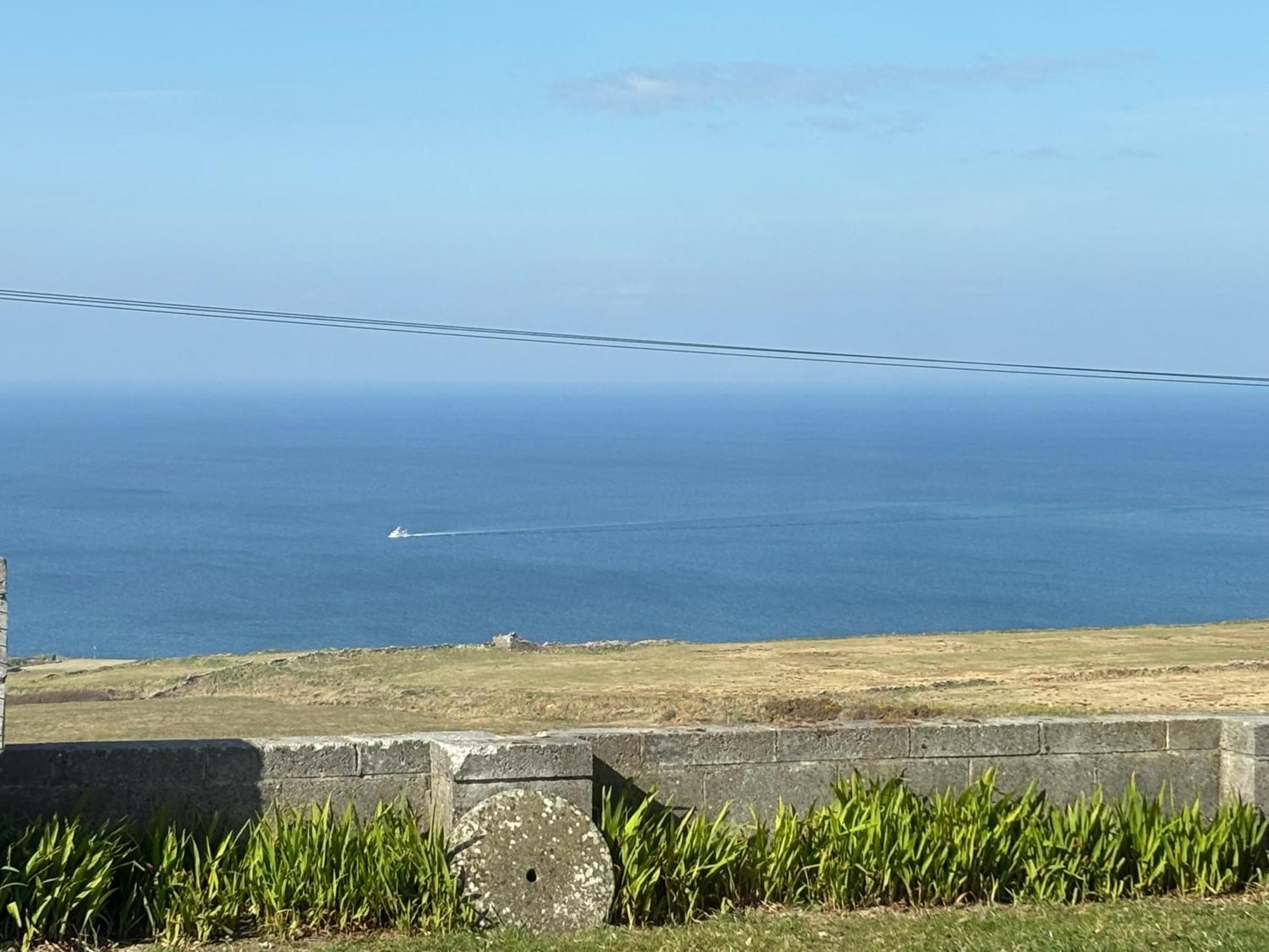 Ocean View Guestrooms Doolin Kamer foto